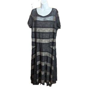 Short Sleeve Black Lace Overlay Dress Size 16 Wide